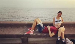 小情侣啪啪视频,小情侣激情视频幕后故事揭秘